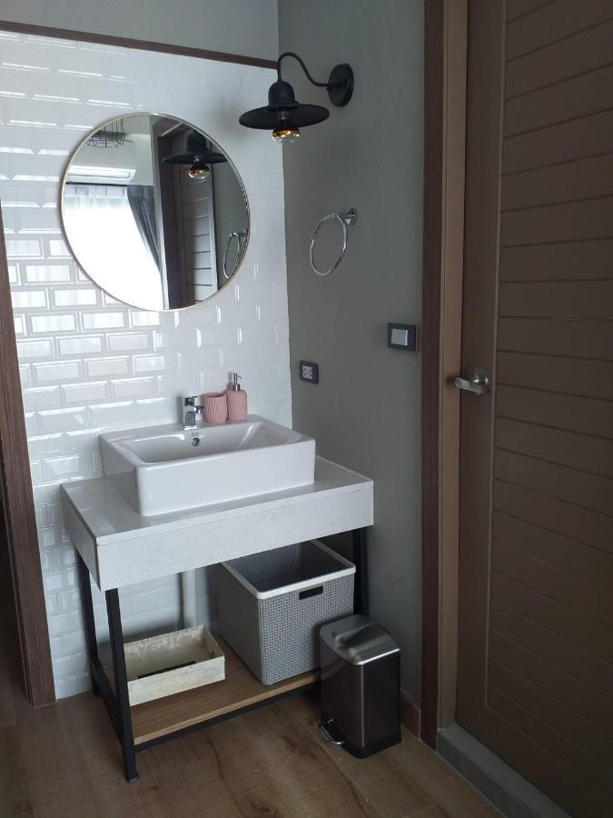 Tree​ For​ Rest​ Poshtel Pansiyon Bangkok Dış mekan fotoğraf